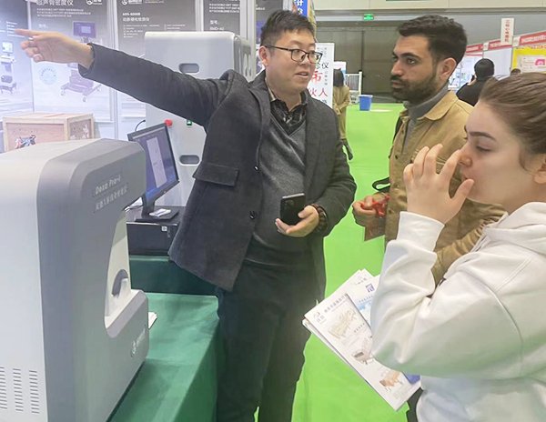 品源醫(yī)療骨密度儀、骨齡儀、肺功能測(cè)試儀等閃耀第46屆中原醫(yī)療器械展